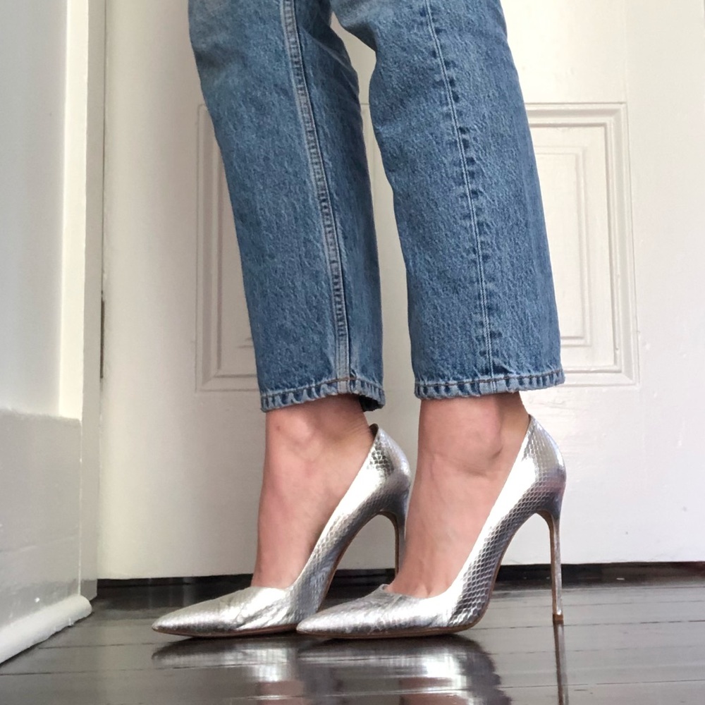 Manolo Blahnik snakeskin effect heels in silver